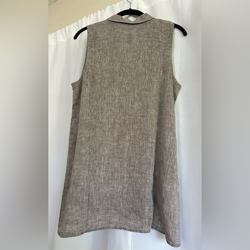 Tunic top, size small.  JJill, 100% linen.  Never worn.